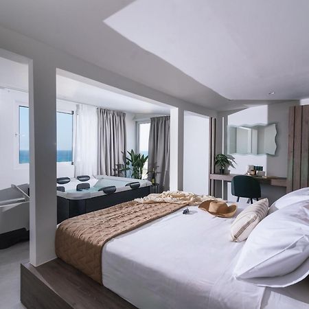 Alcyone Studios And Apartments Heraklion  Bagian luar foto