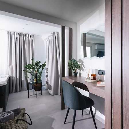 Alcyone Studios And Apartments Heraklion  Bagian luar foto
