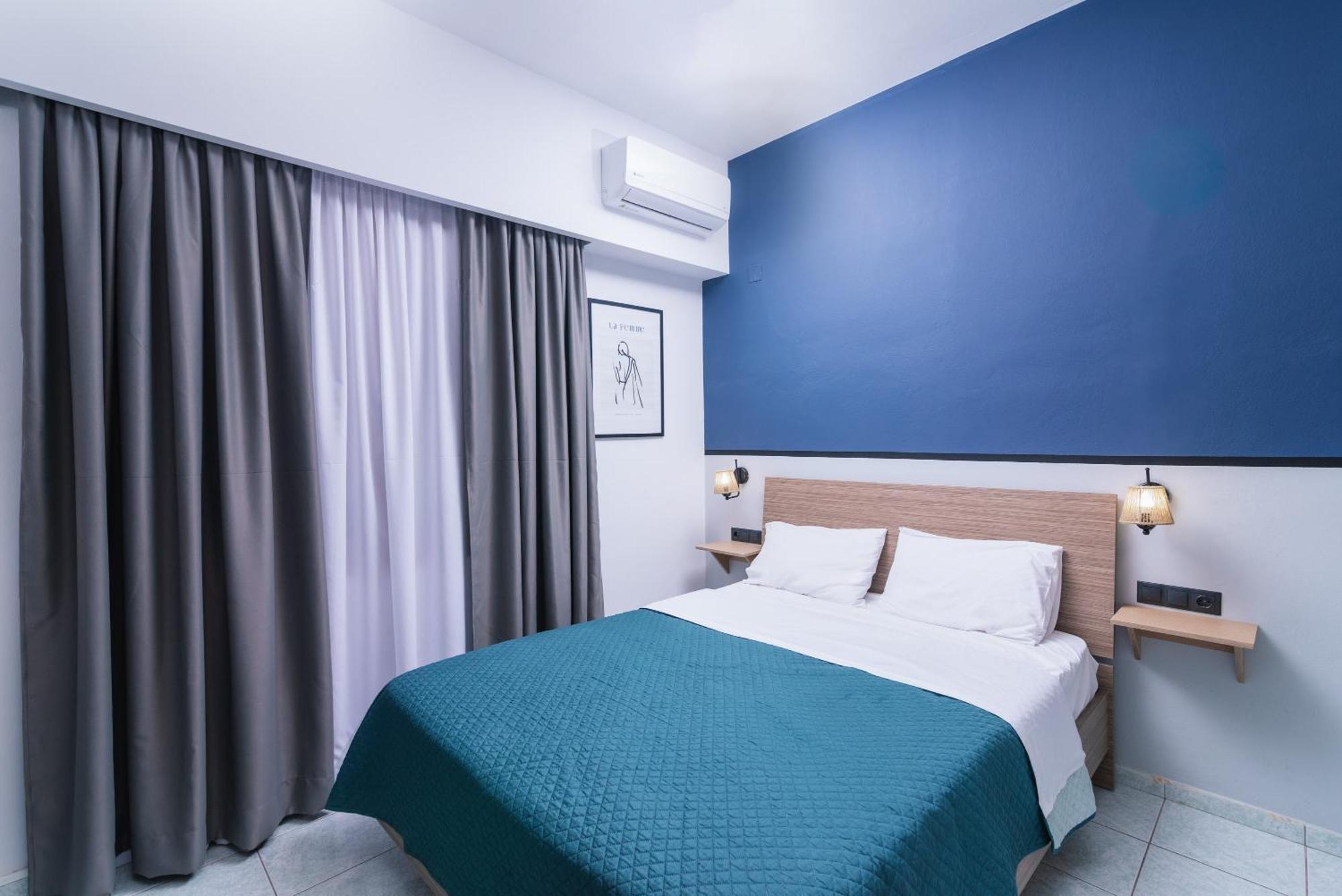 Alcyone Studios And Apartments Heraklion  Bagian luar foto