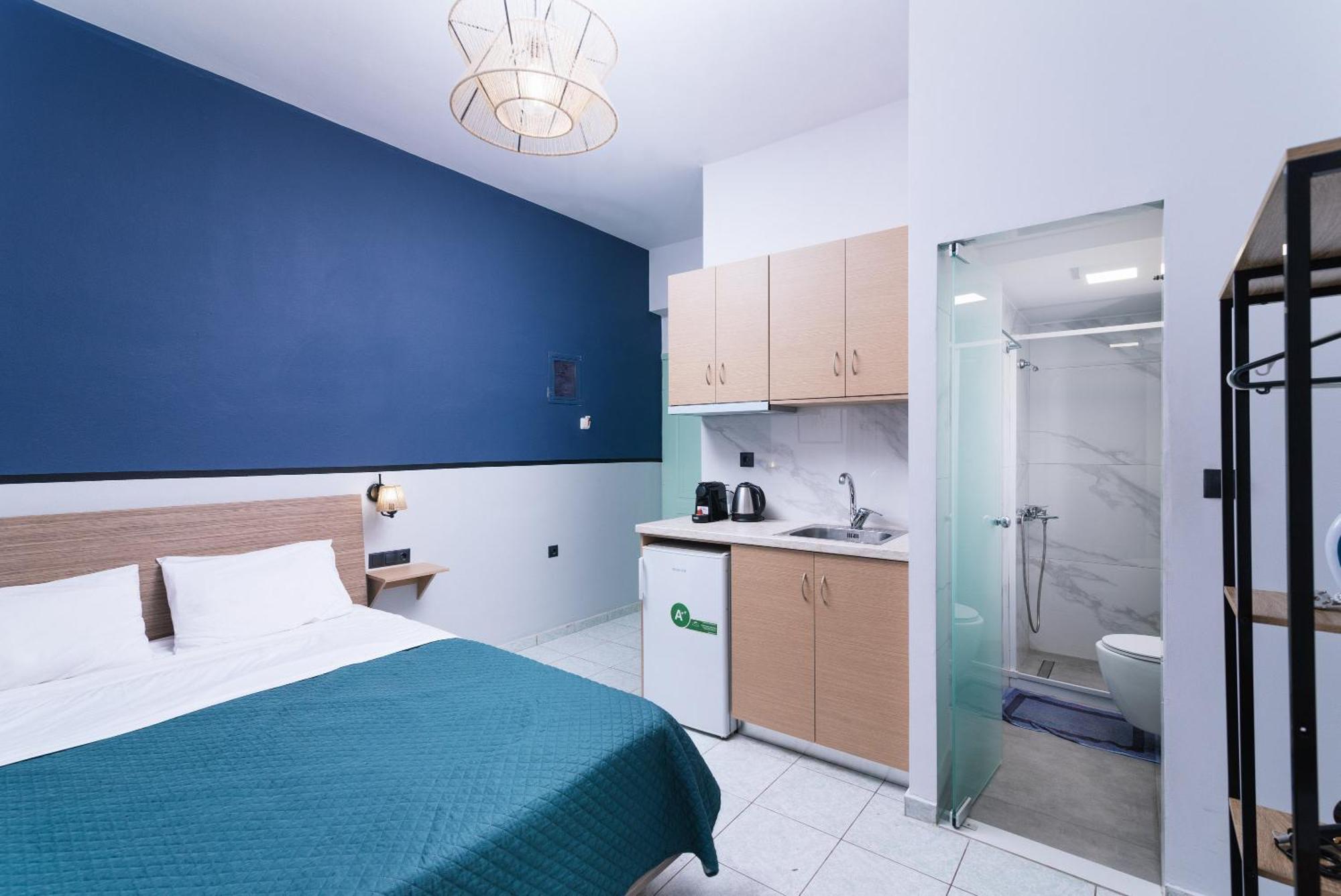 Alcyone Studios And Apartments Heraklion  Bagian luar foto